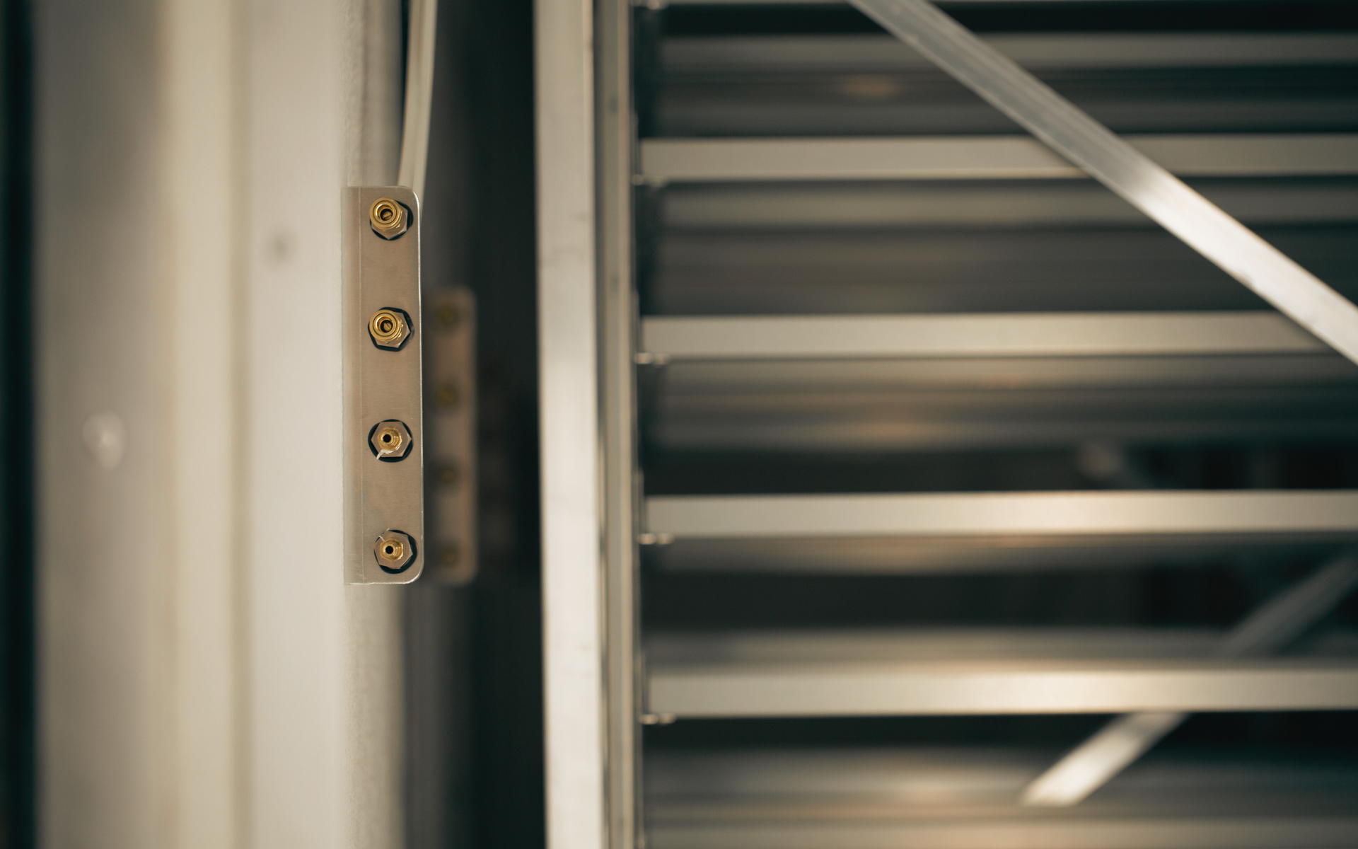 Single Stage - On Trolley Turning